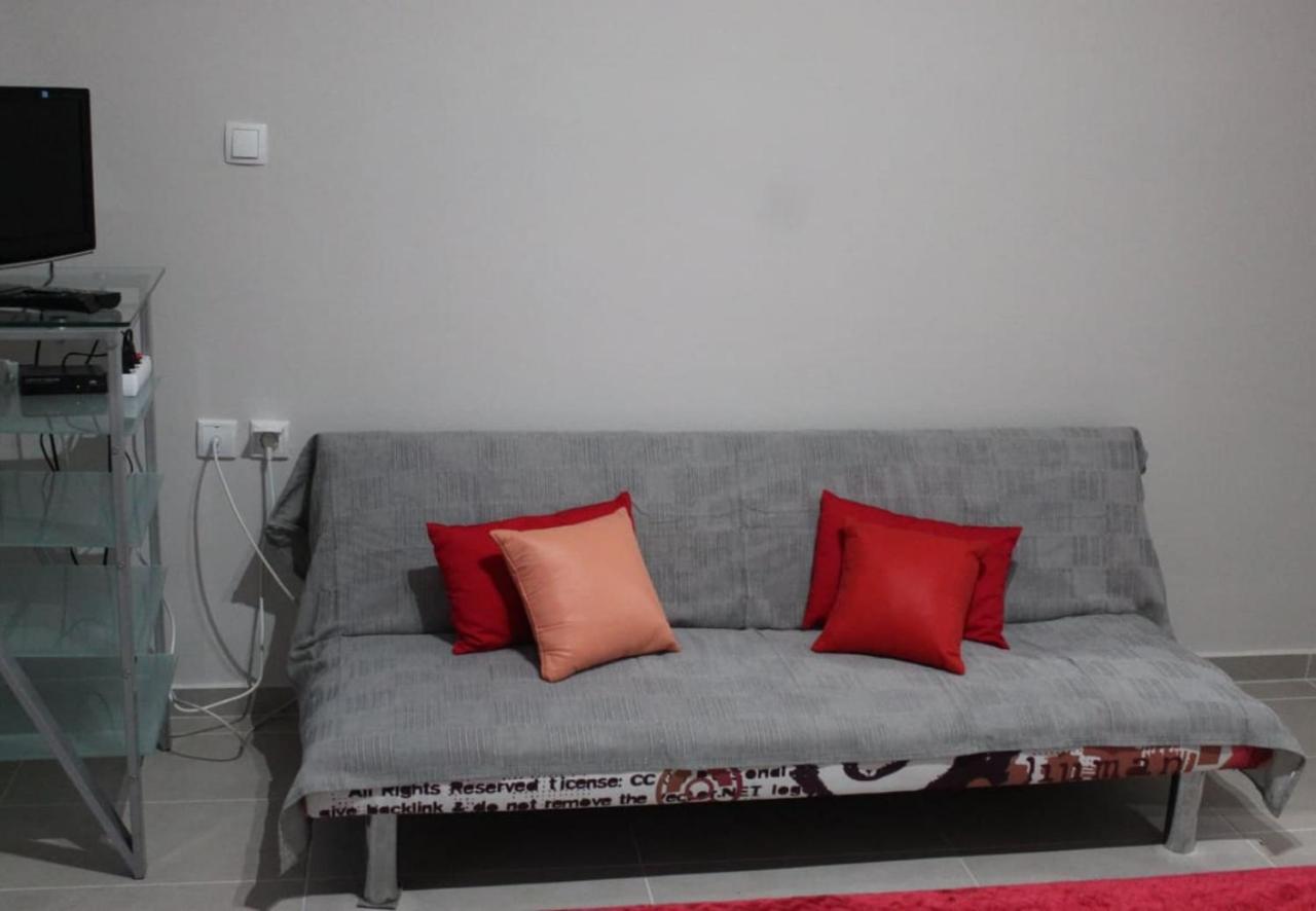 Zoe Apartments Tolo Ngoại thất bức ảnh