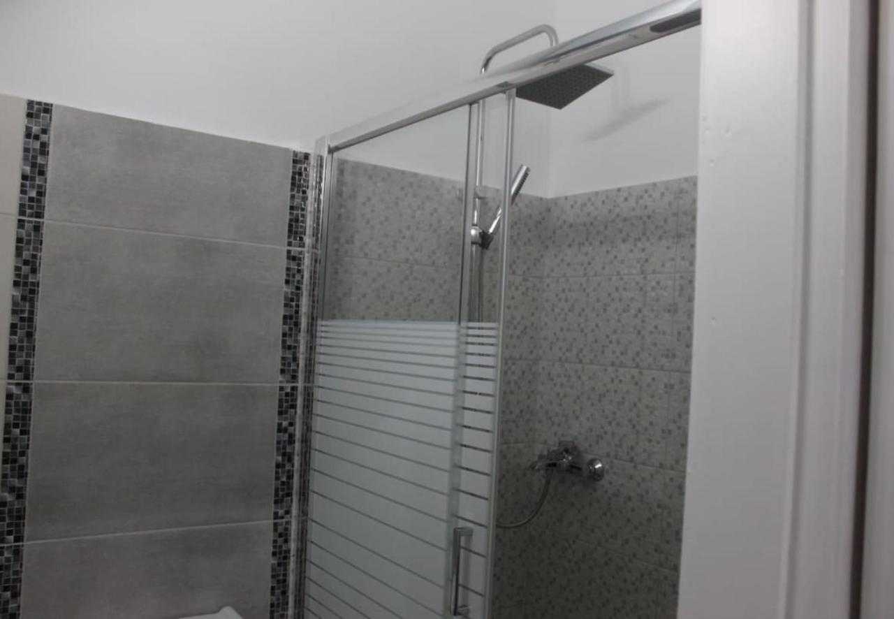 Zoe Apartments Tolo Ngoại thất bức ảnh